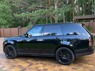 2020 Land Rover Range Rover IV Рестайлинг, чёрный, 9100000 рублей, вид 3