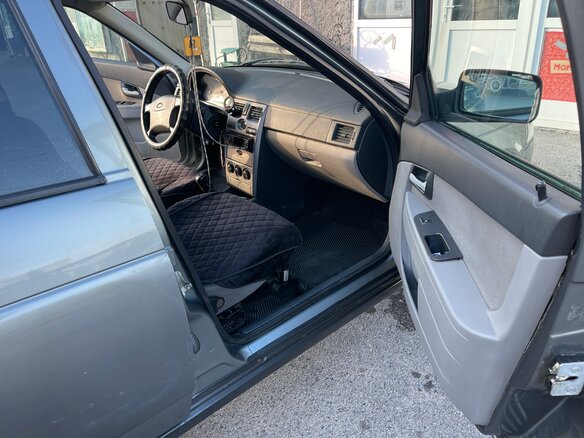 2011 Lada (ВАЗ) Priora I, серый, 270000 рублей - вид 9