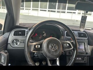 2018 Volkswagen Polo V Рестайлинг, коричневый, 1100000 рублей, вид 4