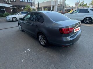 2017 Volkswagen Jetta VI Рестайлинг, серый, 1200000 рублей, вид 5
