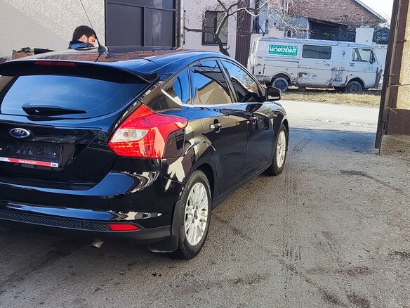 2013 Ford Focus III, чёрный, 1137000 рублей - вид 2