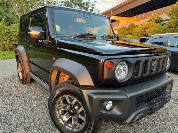 2022 Suzuki Jimny Sierra IV, чёрный - вид 3