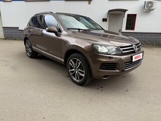 2011 Volkswagen Touareg II, коричневый, 2250000 рублей, вид 1