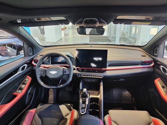 2026 Geely Coolray I Рестайлинг 2, пурпурный, 2964990 рублей - вид 8
