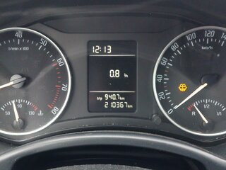 2012 Skoda Octavia II (A5) Рестайлинг, белый, 500000 рублей, вид 3