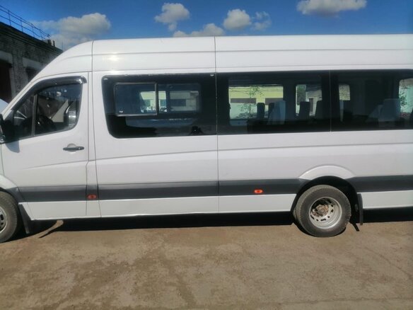 2012 Mercedes-Benz Sprinter, белый, 2000000 рублей - вид 2