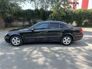 2005 Mercedes-Benz E-Класс 350 III (W211, S211), чёрный, 1050000 рублей, вид 5
