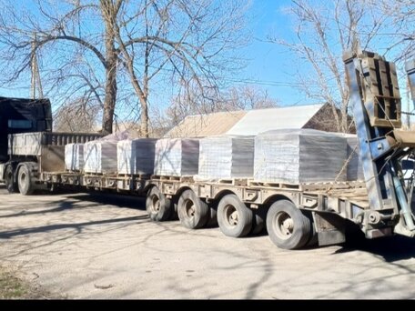2013 Sinotruk Howo 6X4, чёрный, 5000000 рублей, вид 3