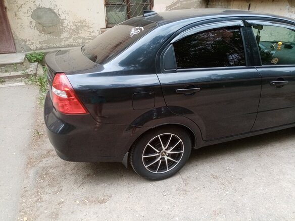 2011 Chevrolet Aveo I Рестайлинг, чёрный, 520000 рублей - вид 3