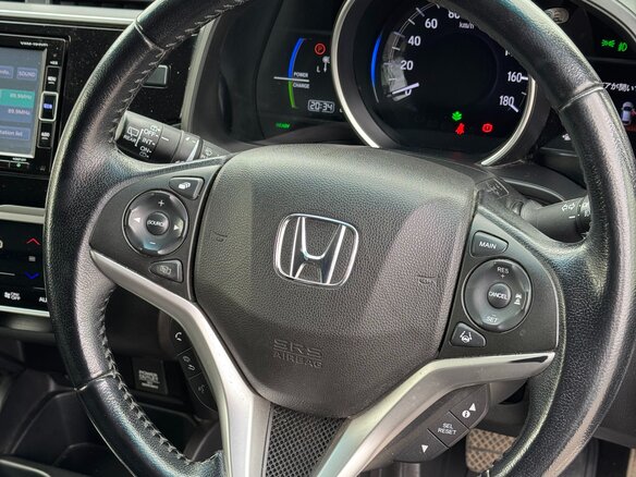 2018 Honda Fit III Рестайлинг, серый, 1350000 рублей - вид 21
