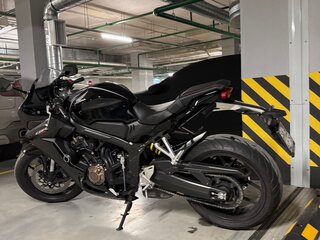 2021 Honda CBR 650R, чёрный, 950000 рублей, вид 4
