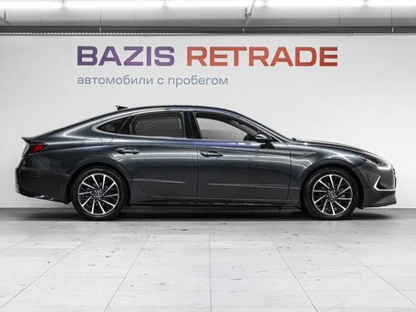 2021 Hyundai Sonata VIII (DN8), серый, 2545000 рублей, вид 4