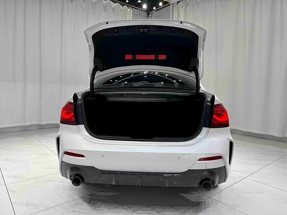 2023 BMW 1 серии 120i III (F52) Рестайлинг, белый, 1700000 рублей - вид 10