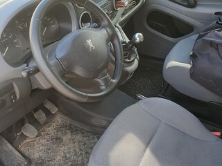2010 Peugeot Partner, белый, 520000 рублей, вид 5