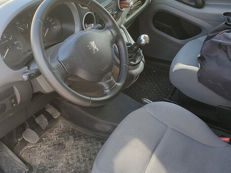 2010 Peugeot Partner, белый, 520000 рублей, вид 5