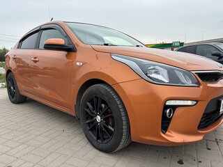2020 Kia Rio IV, оранжевый, 1320000 рублей, вид 2