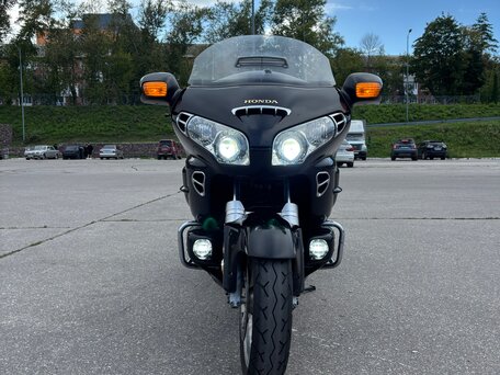 2002 Honda GL 1800 Gold Wing, чёрный, 675000 рублей, вид 2