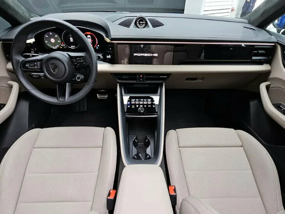 2025 Porsche Macan GTS II, серебристый, 19244400 рублей - вид 7