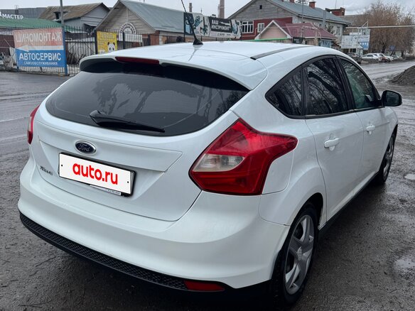 2013 Ford Focus III, белый, 800000 рублей - вид 5