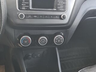 2015 Kia Rio III Рестайлинг, голубой, 1150000 рублей, вид 3