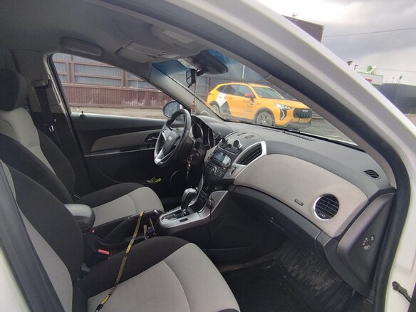 2012 Chevrolet Cruze I Рестайлинг, белый, 790000 рублей - вид 8