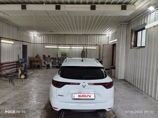 2020 Renault Megane IV Рестайлинг, белый, 1500000 рублей, вид 3