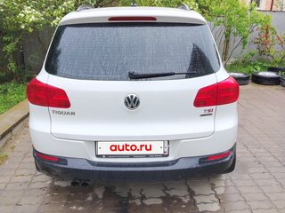 2013 Volkswagen Tiguan I Рестайлинг, белый, 950000 рублей, вид 3