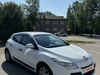 2009 Renault Megane III, белый, 560000 рублей, вид 3