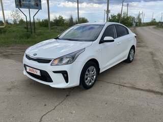 2017 Kia Rio IV, белый, 990000 рублей, вид 5