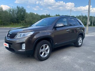 2015 Kia Sorento II Рестайлинг, бежевый, 1750000 рублей, вид 1