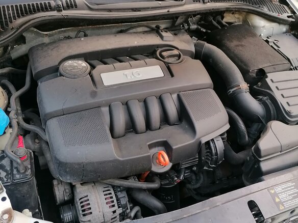 2010 Skoda Octavia II (A5) Рестайлинг, серый, 500000 рублей - вид 1