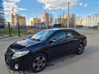 2011 Toyota Corolla X (E140, E150) Рестайлинг, чёрный, 970000 рублей, вид 4