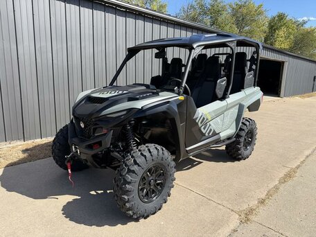 2026 Yamaha Wolverine RMAX4 1000, серый, 3410000 рублей, вид 1