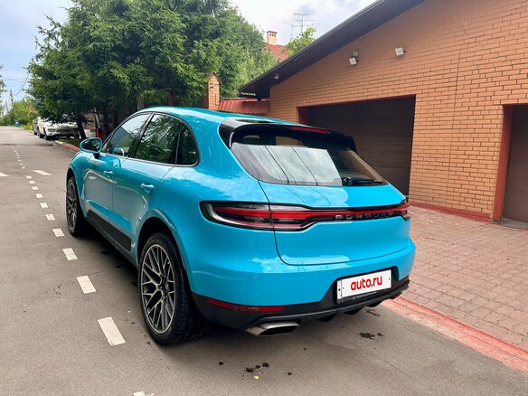2021 Porsche Macan I Рестайлинг, голубой, 6000000 рублей - вид 4