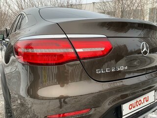 2017 Mercedes-Benz GLC Coupe 250 d I (C253), коричневый, 4170000 рублей, вид 5
