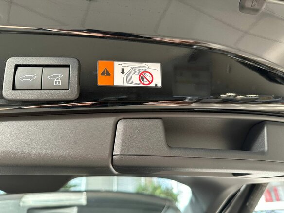 2026 Toyota RAV4 VI (XA60), чёрный, 4850000 рублей - вид 15