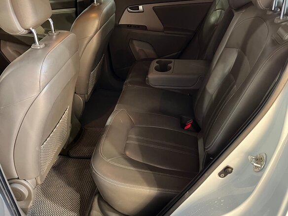 2011 Kia Sportage III, белый, 1370000 рублей - вид 14