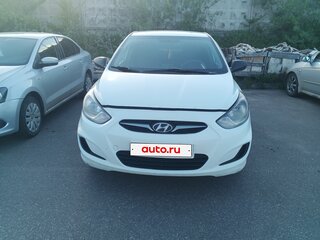 2011 Hyundai Solaris I, белый, 450000 рублей, вид 1
