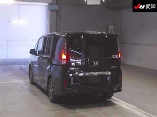 2022 Honda Stepwgn V Рестайлинг, чёрный, 1700000 рублей, вид 2