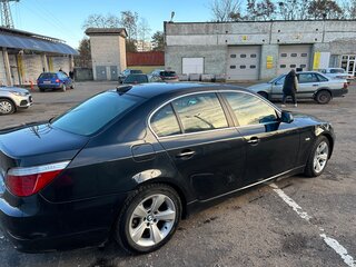 2007 BMW 5 серии 525d V (E60/E61) Рестайлинг, чёрный, 1300000 рублей, вид 4
