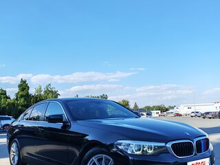 2019 BMW 5 серии 520i VII (G30/G31/G38), чёрный, 3150000 рублей, вид 1