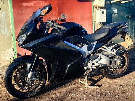 2015 Honda VFR 800, чёрный, 710000 рублей, вид 5