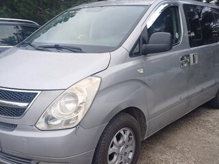 2011 Hyundai Grand Starex I, серый, 1500000 рублей, вид 5