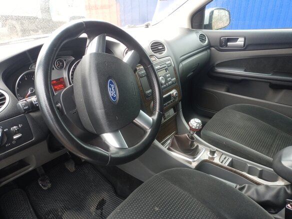 2008 Ford Focus II Рестайлинг, серебристый, 500000 рублей - вид 7