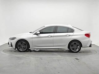 2021 BMW 1 серии 120i III (F52) Рестайлинг, белый, 1766033 рублей, вид 5