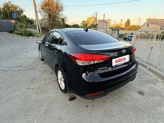 2017 Kia Cerato III Рестайлинг (Classic), чёрный, 1500000 рублей, вид 5