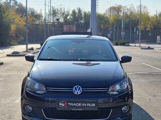 2015 Volkswagen Polo V Рестайлинг, серый, 950000 рублей, вид 2