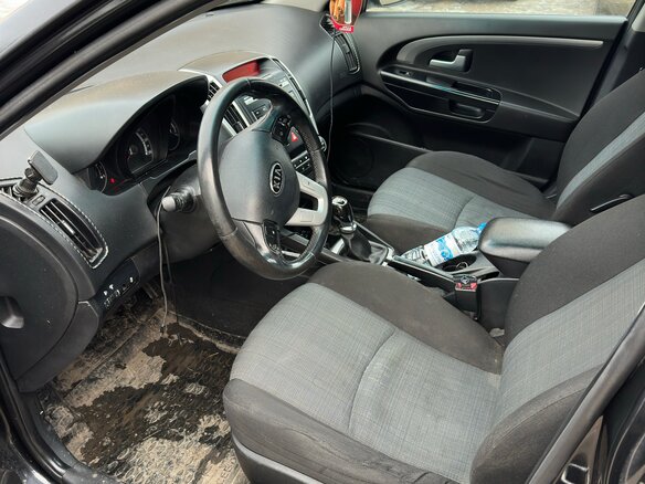 2011 Kia Ceed I Рестайлинг, чёрный, 850000 рублей - вид 5
