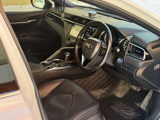 2017 Toyota Camry VIII (XV70), белый, 2650000 рублей, вид 5