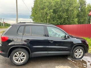 2011 Volkswagen Tiguan I Рестайлинг, чёрный, 1200000 рублей, вид 2